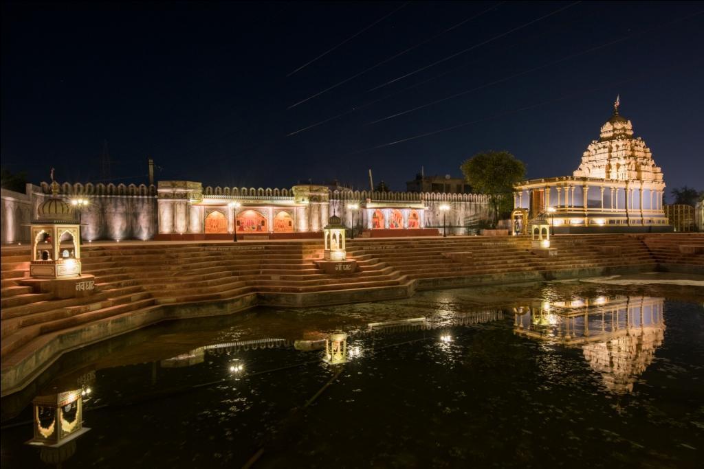 Chokhi Dhani Resort Jaipur Bagian luar foto