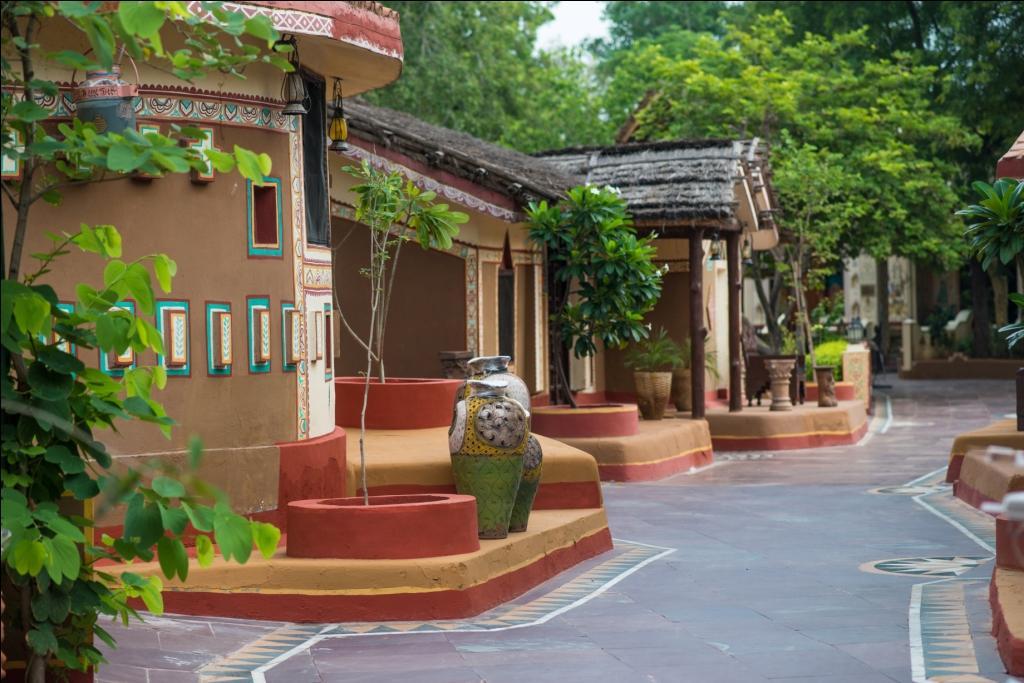 Chokhi Dhani Resort Jaipur Bagian luar foto