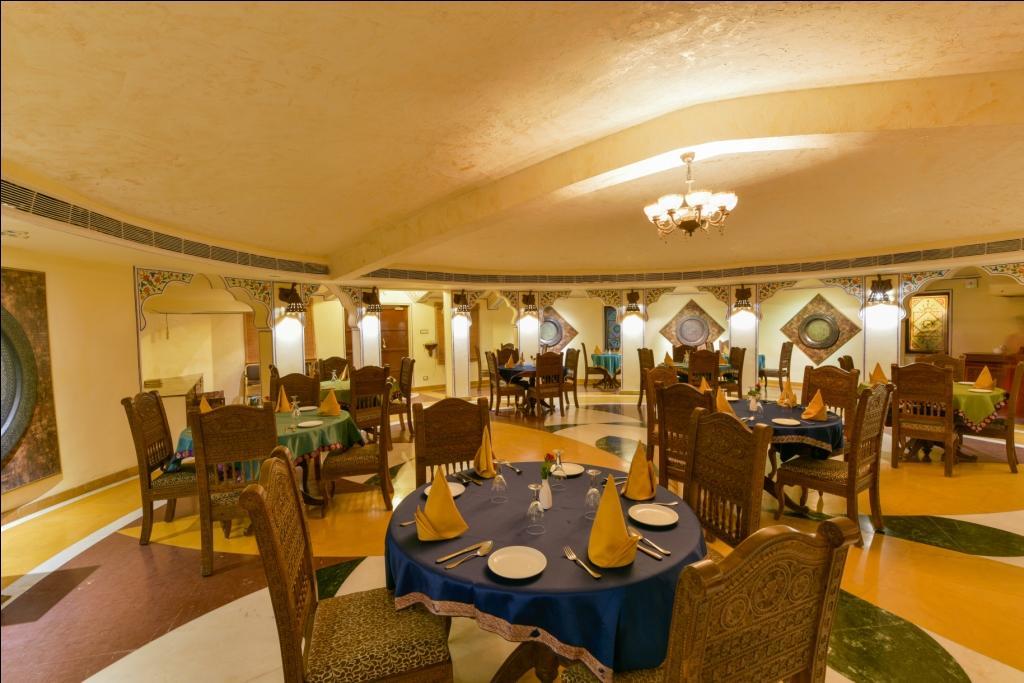 Chokhi Dhani Resort Jaipur Bagian luar foto